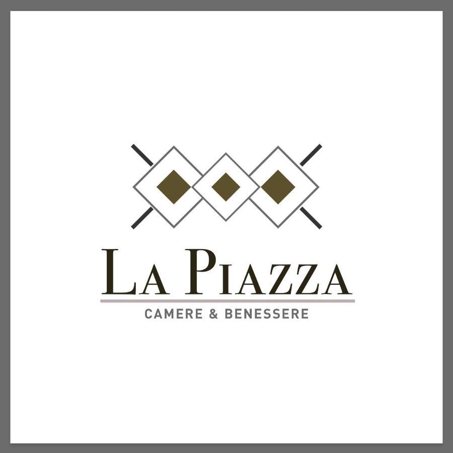 La Piazza * San Giorgio Ionico
